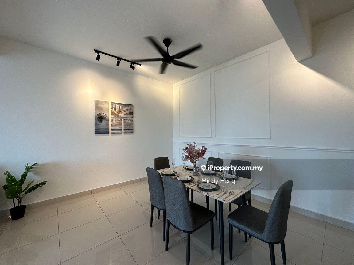 Vida height @ larkin unit for sale @ 3 bedrooms can full loan