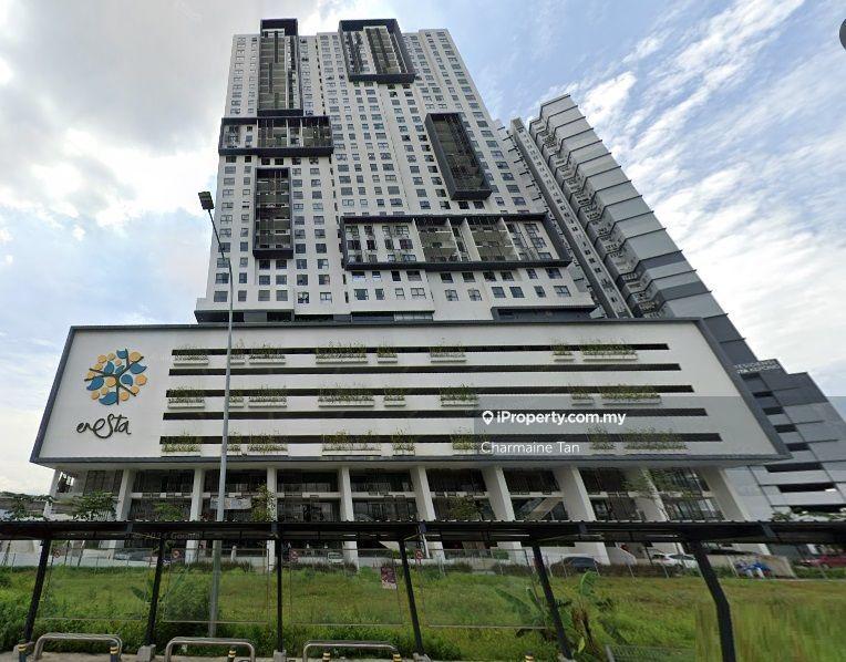 Suite Enesta best deal unit with balcony walk to MRT shops low density