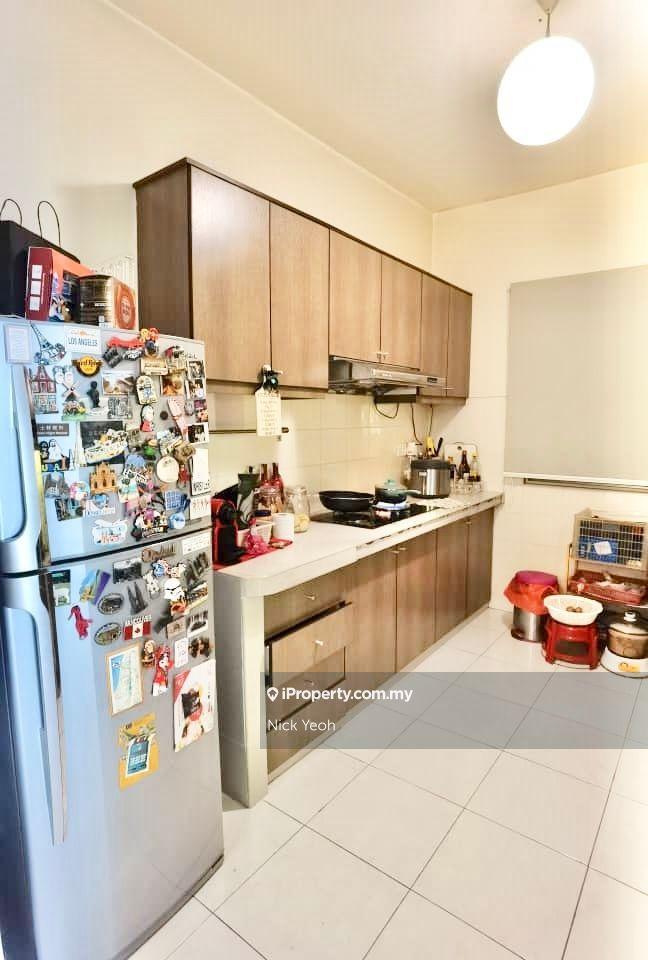 Walking distance to MRT