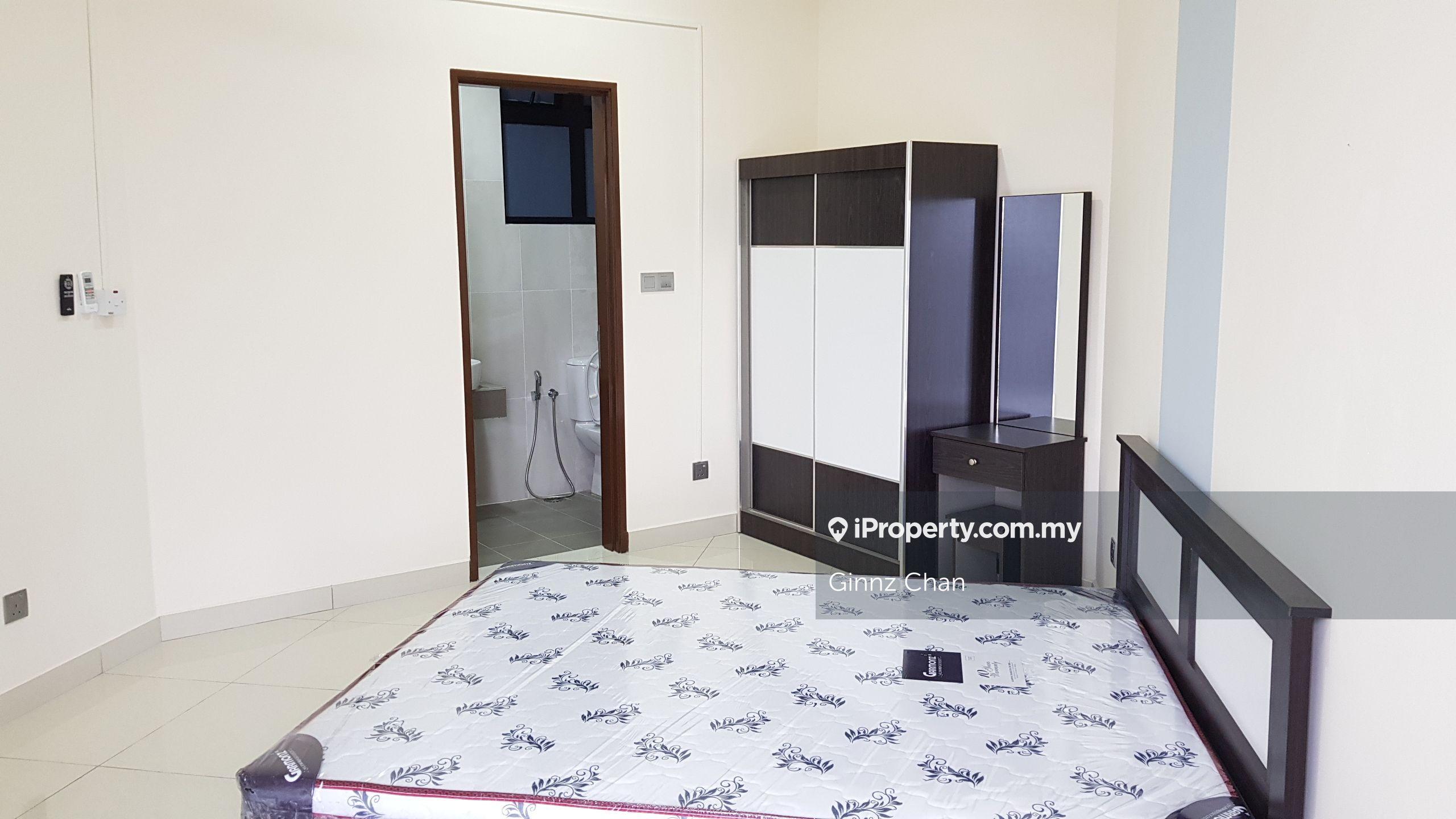 Mixed Master Room for Rent, MRT link bridge Taman Pertama, Cheras