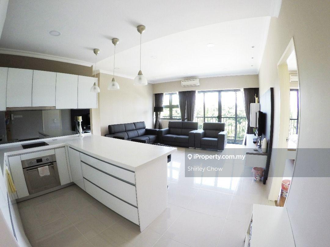 Peak Soho / 2 bedroom 2 bathroom / fully furnished / Likas / Damai