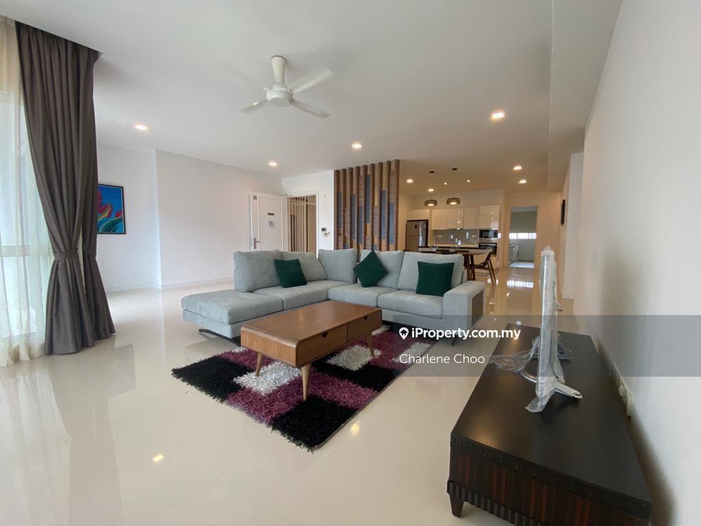 Fully furnished unit with 4 plus 1 bedrooms for rent