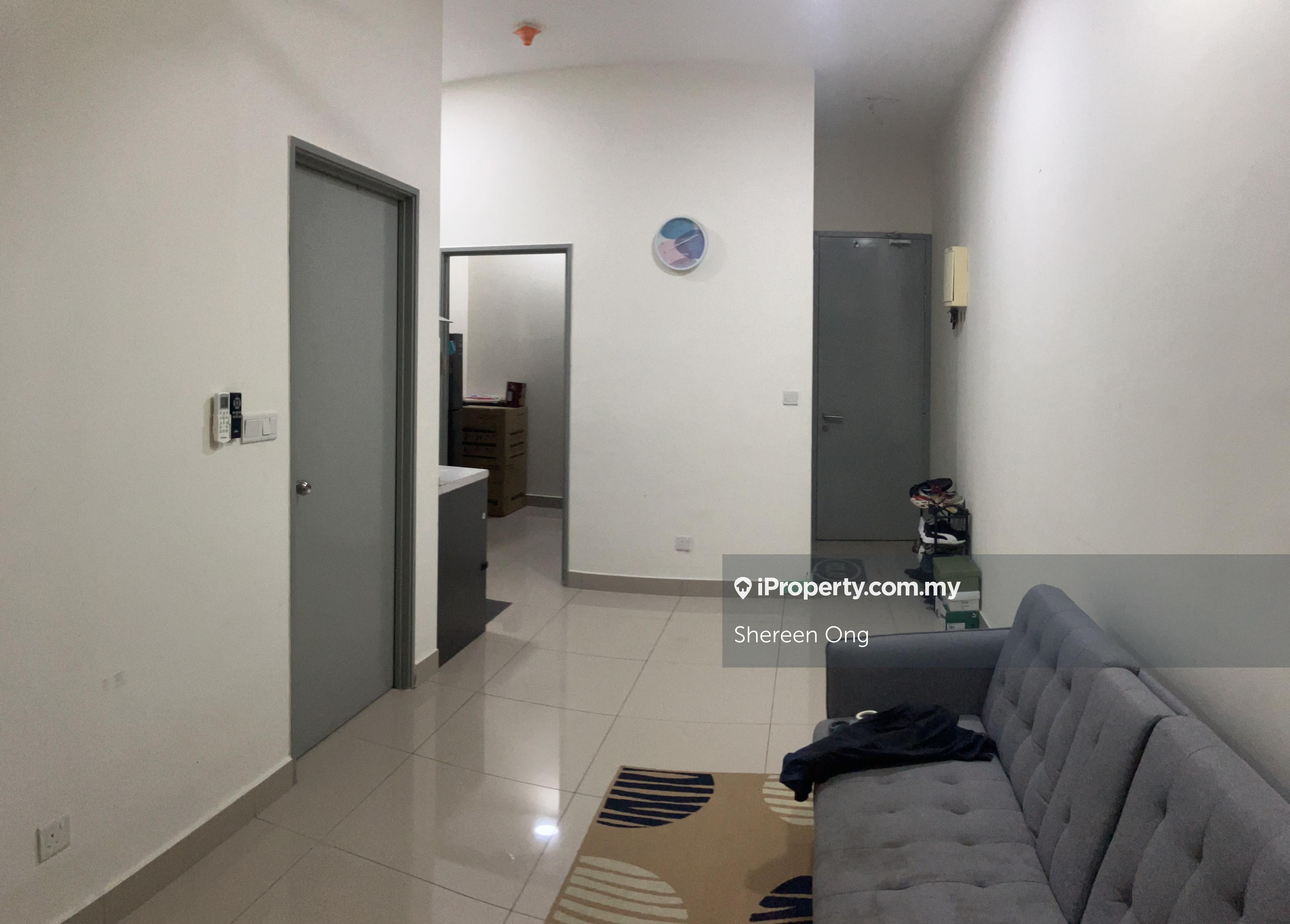 Pool View Ayuman Suites Good Condition