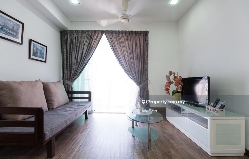 Casa Suites Serviced residence for Sale Near Mrt Ttdi and 3 Dsara Mall
