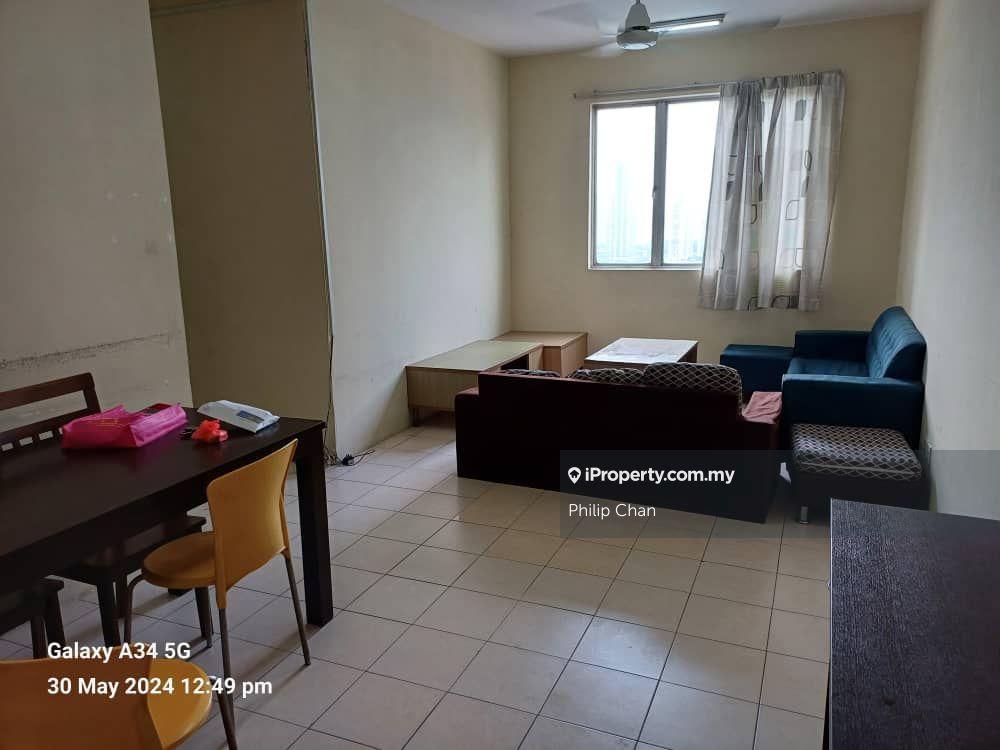 Casa Subang Serviced Residence , Subang Jaya For Sale Rm 405k.
