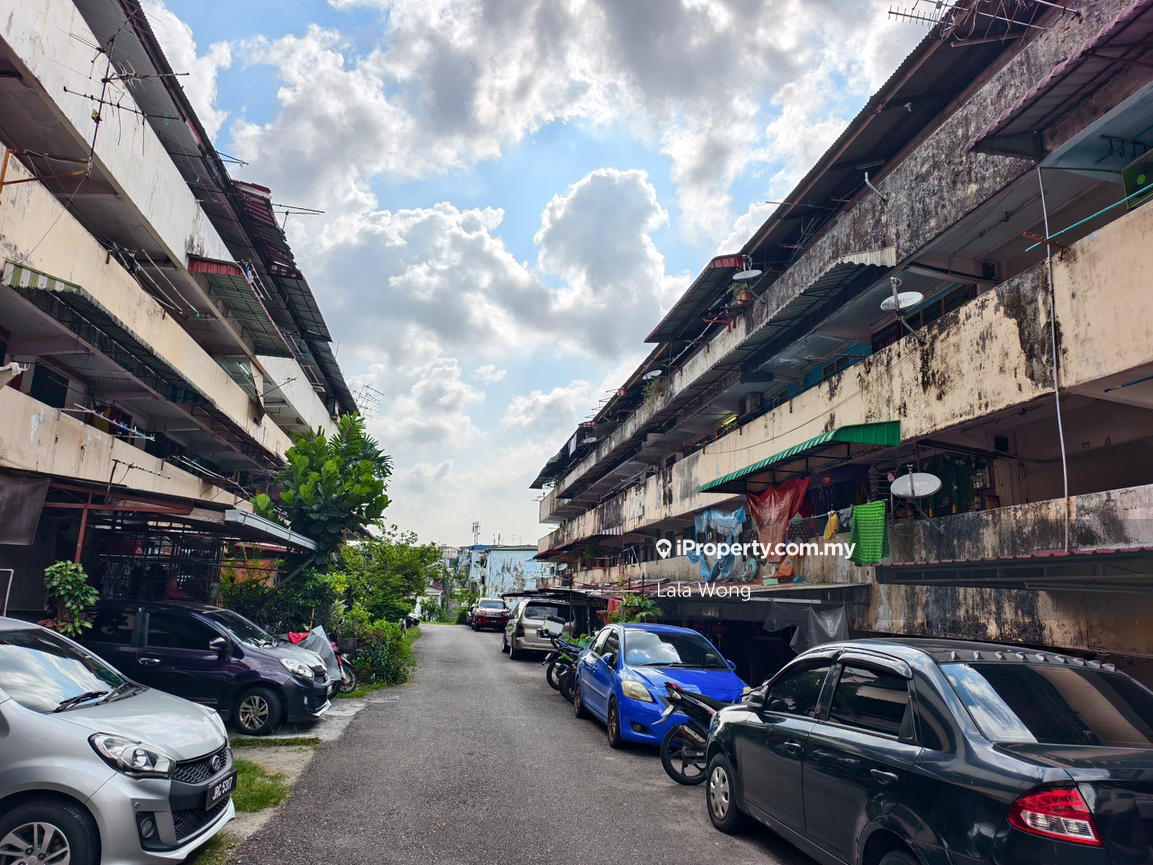 Flat Tun Aminah Level 4