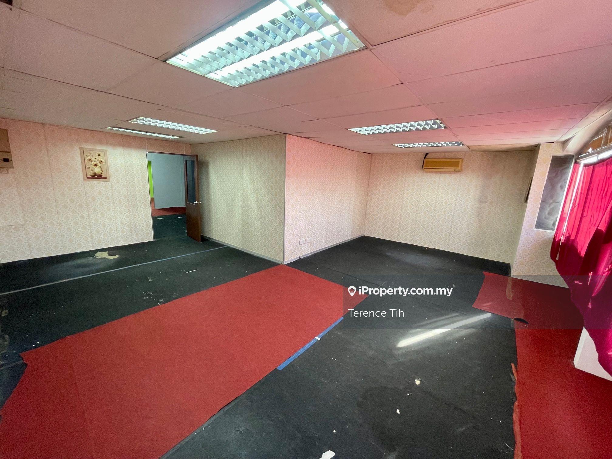 Shop-office for Sale