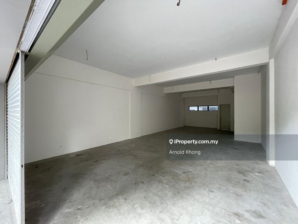 Shop-office 6 story for Sale @ Medan Connaught, Taman Connaught,Cheras