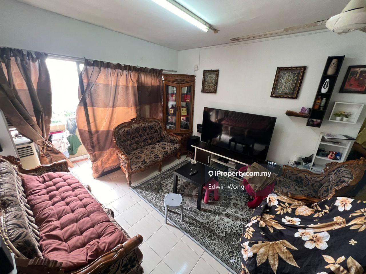 Magna Ville selayang Hospital 3 room 2 bath