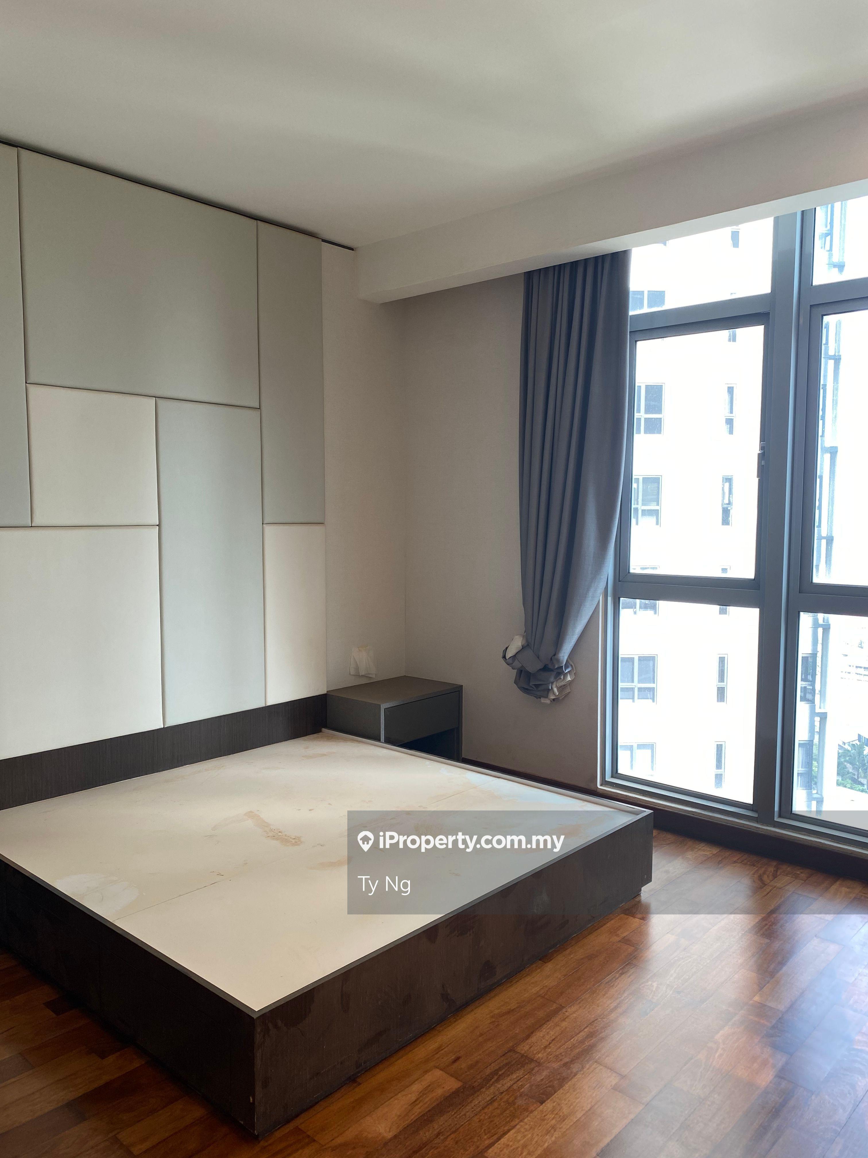 Newly Renovated Unit Hampshire Residence KLCC for sale