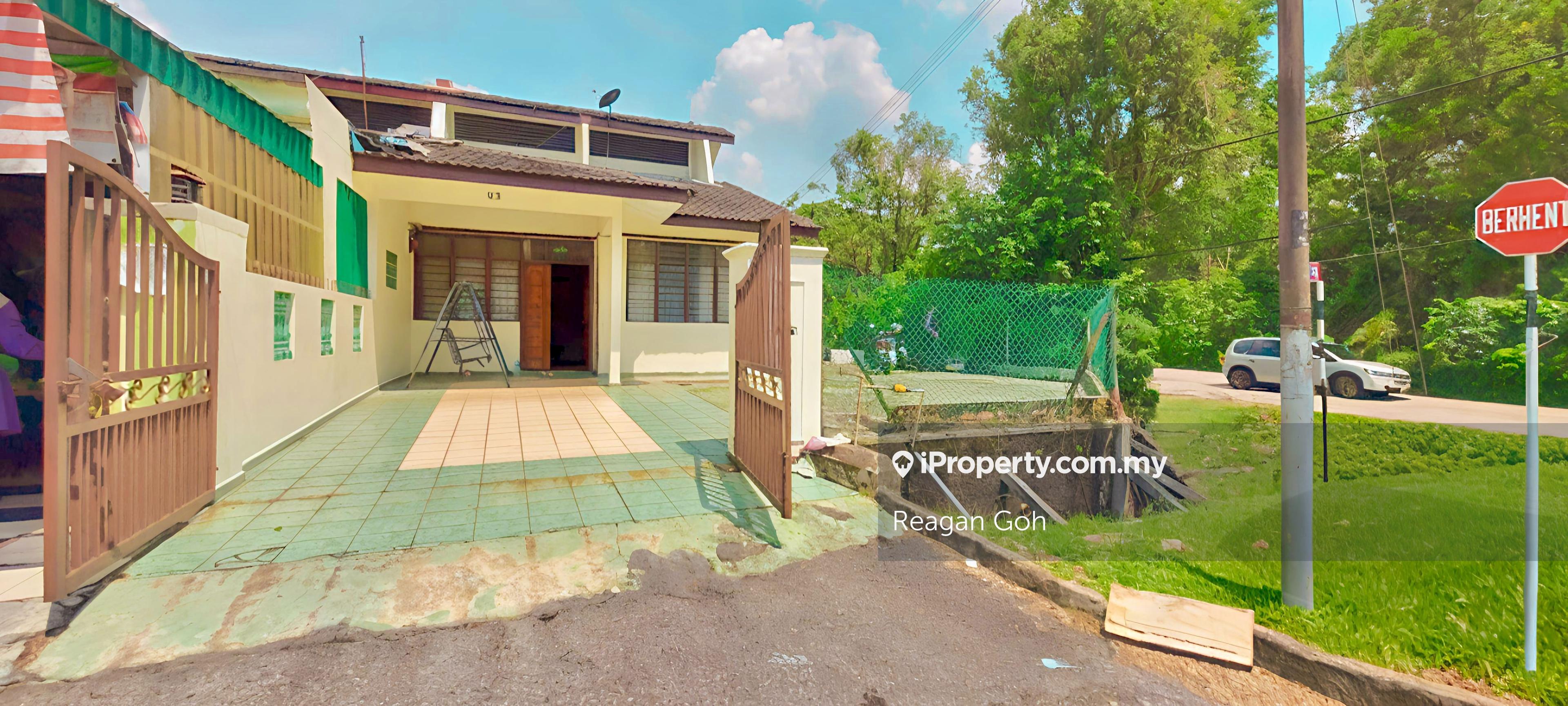 For Sale: Big Size Corner House at Jalan Panglin, Taman Perling