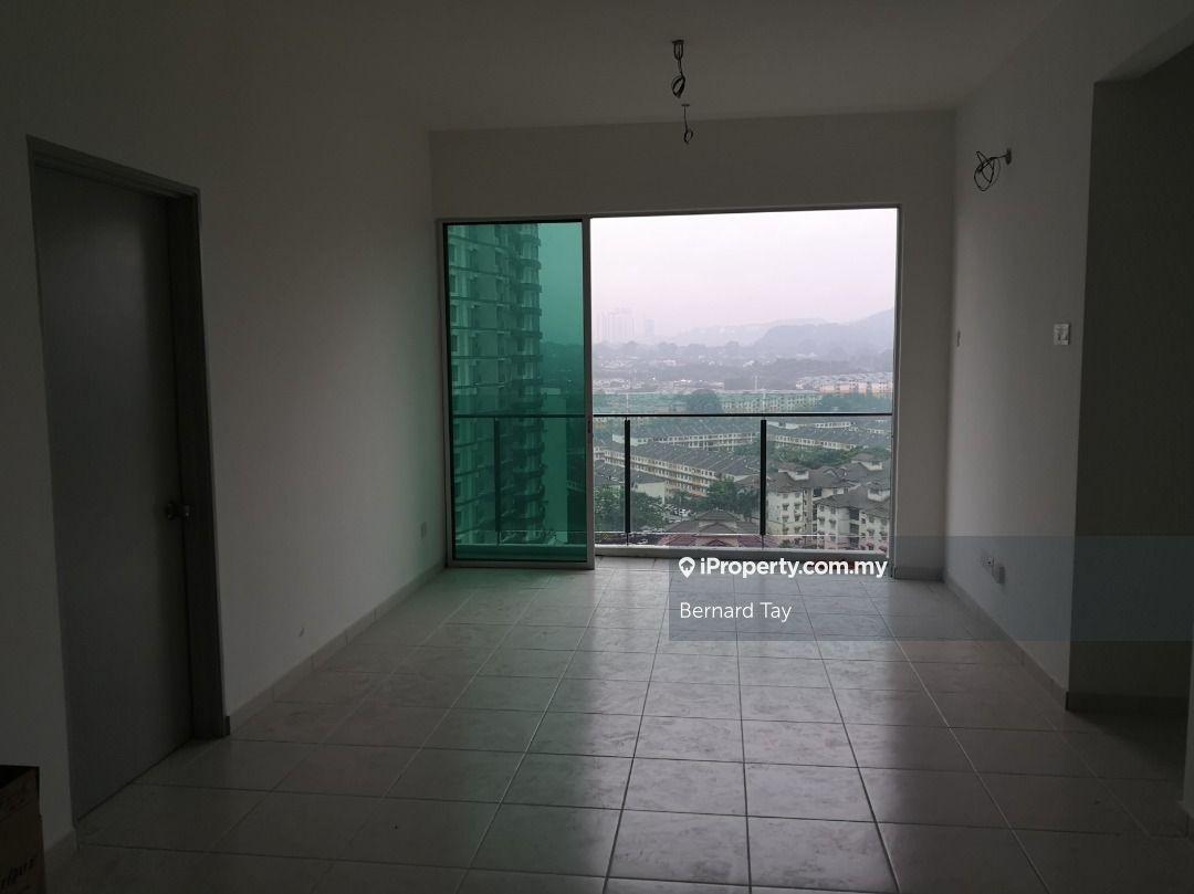 3 Rooms Condo MRT The Zizz Serviced Residence Damansara Damai For Sale