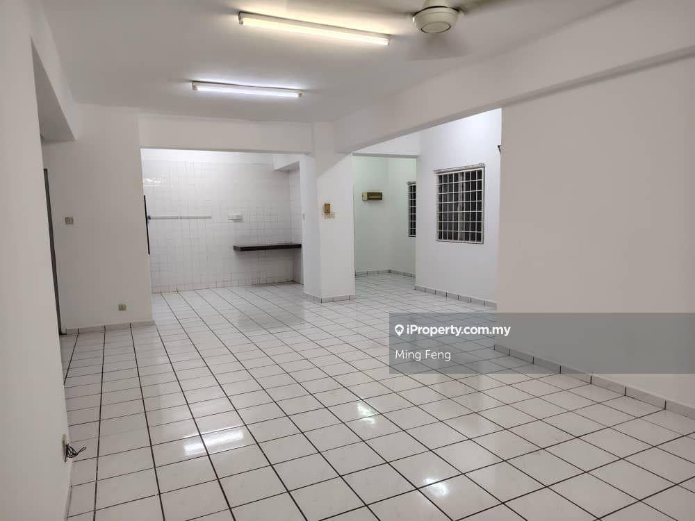 3 rooms, 1187sf, Basic unit, Setapak Ria Condominium
