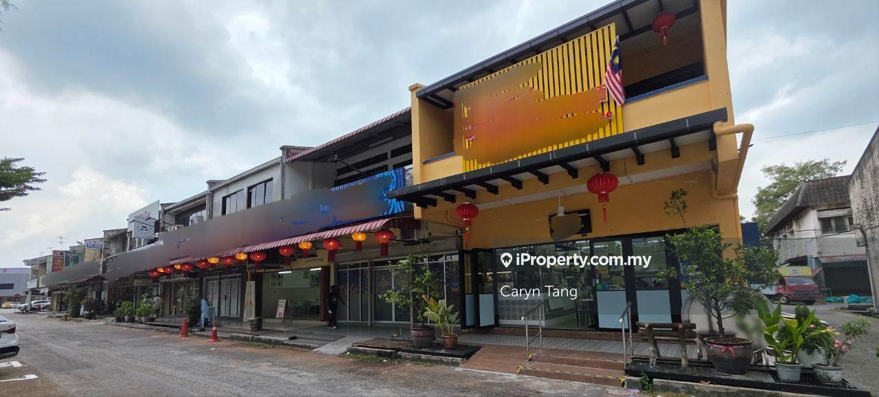 Ipoh Garden Double Storey Shop For Sale