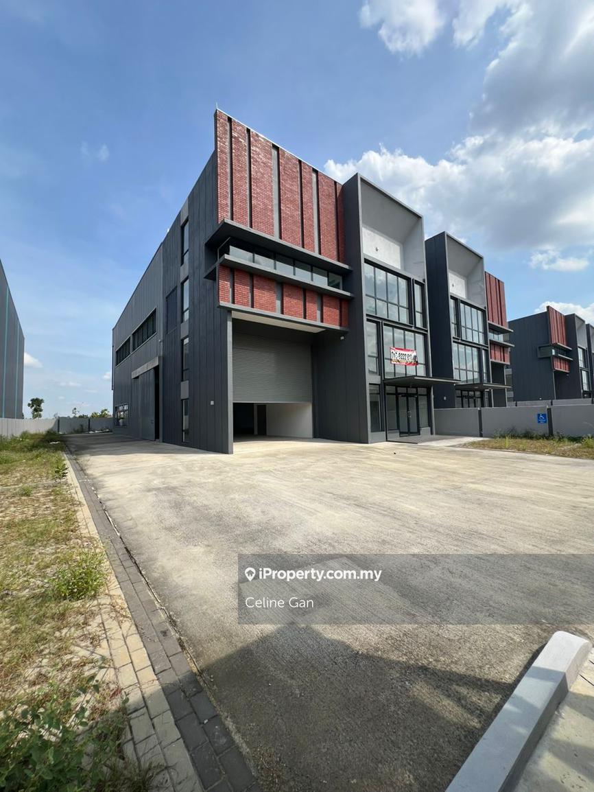 Elmina Business Park i17 New