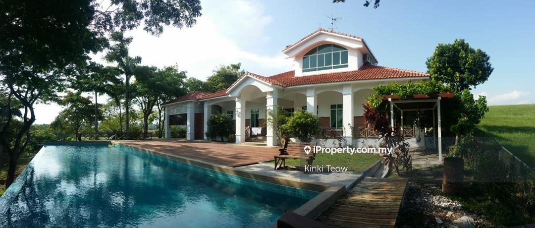 Leisure Farm 1 Acre luxury Villa
