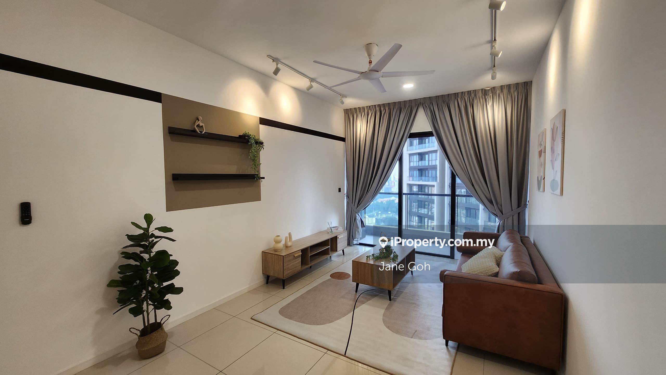 Dutapark 2 rooms fully furnished with balcony