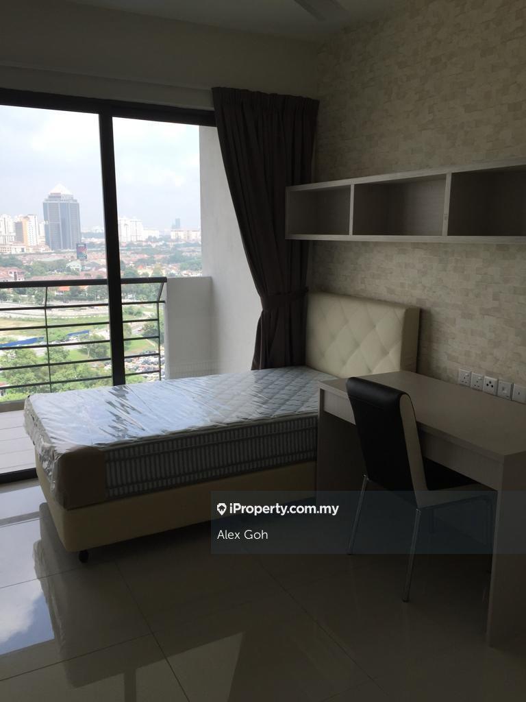 Tenanted Unit For sale, Good & Move In Condition, Below Market Price