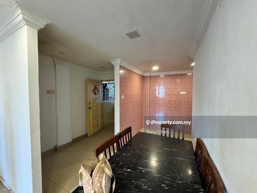 3r2b walk up apartment Balakong Impian Ensah for sale rumah jual murah