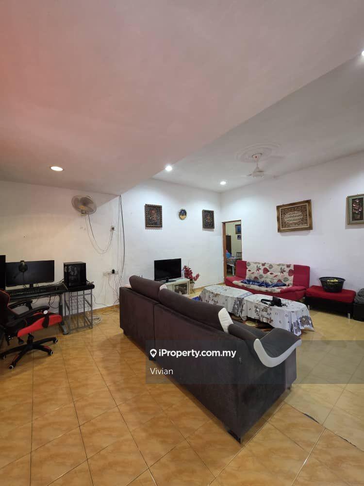 Rumah Berkembar Setingkat untuk Dijual di Kulim