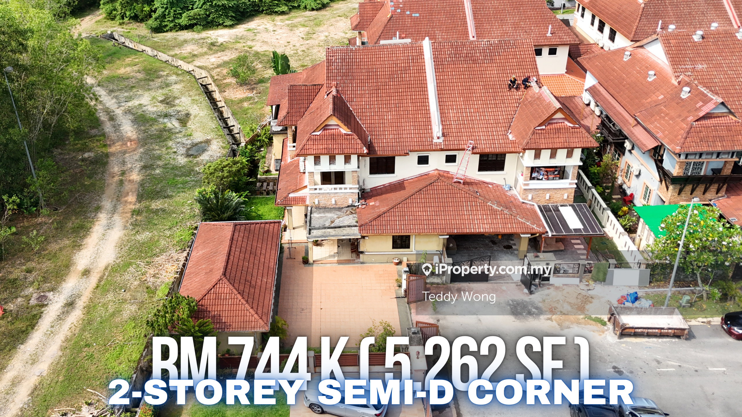 Below Market Value 2 Sty Semi-D Corner Bandar Nusaputra Puchong