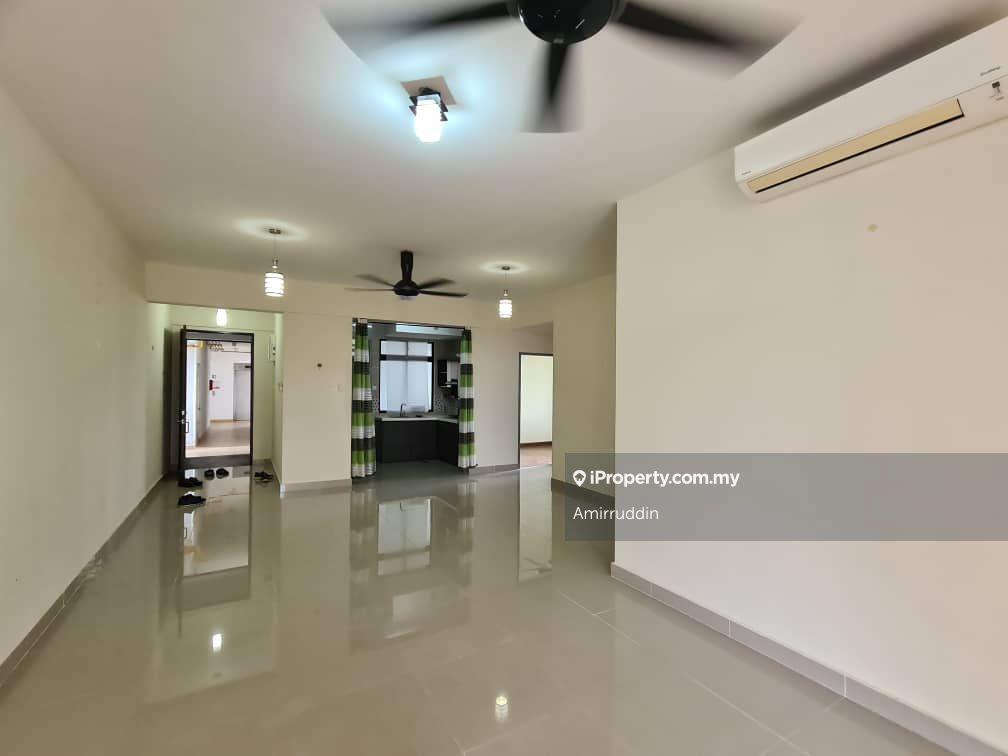 Lake & Bridge View- Tamara Residence Condo, Presint 8 Putrajaya