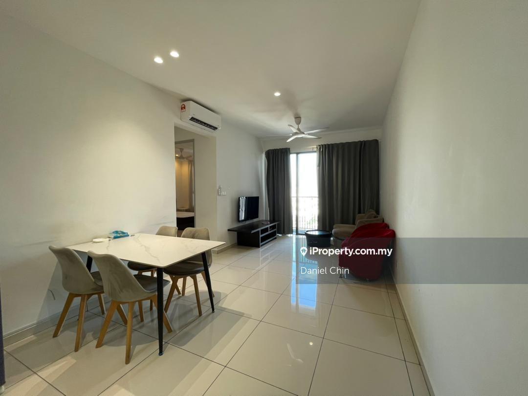 Fully furnished unit /  Renovated / Kitchen Cabinet 