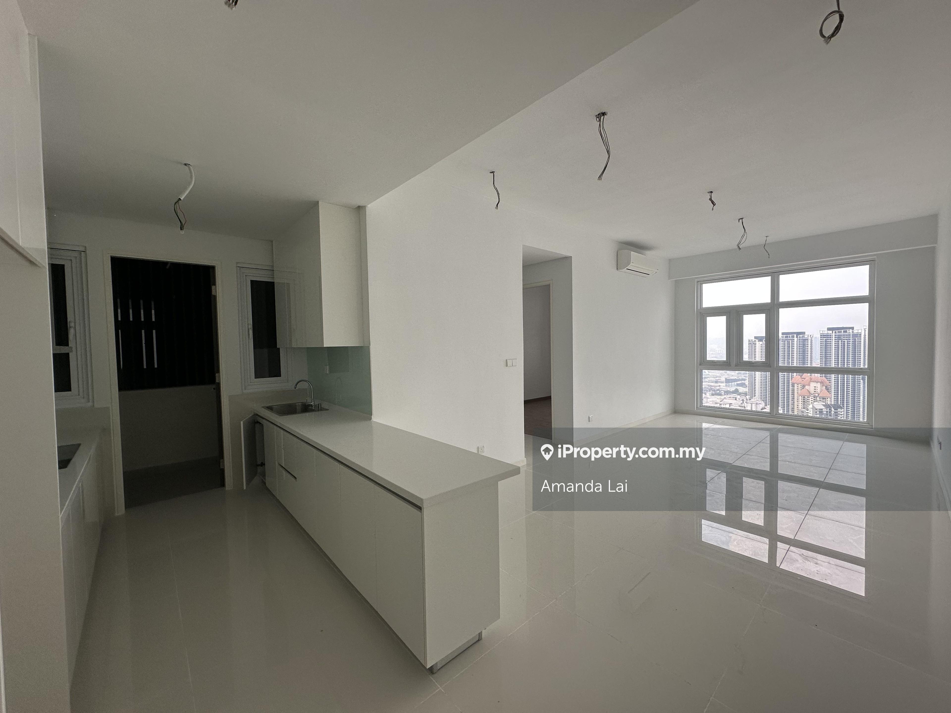 Brand New High Floor Unit At The Met 1 Residences Dutamas