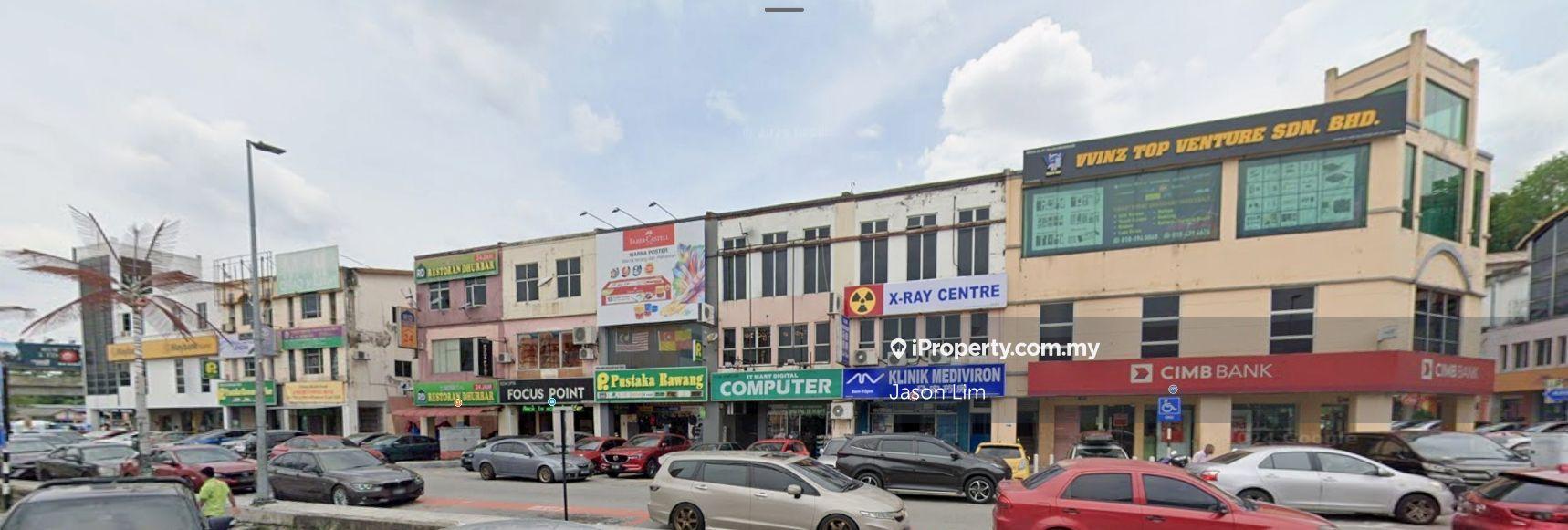 Pusat bandar Rawang (Corner Lot 3 Storey Shop Facing Main Road)