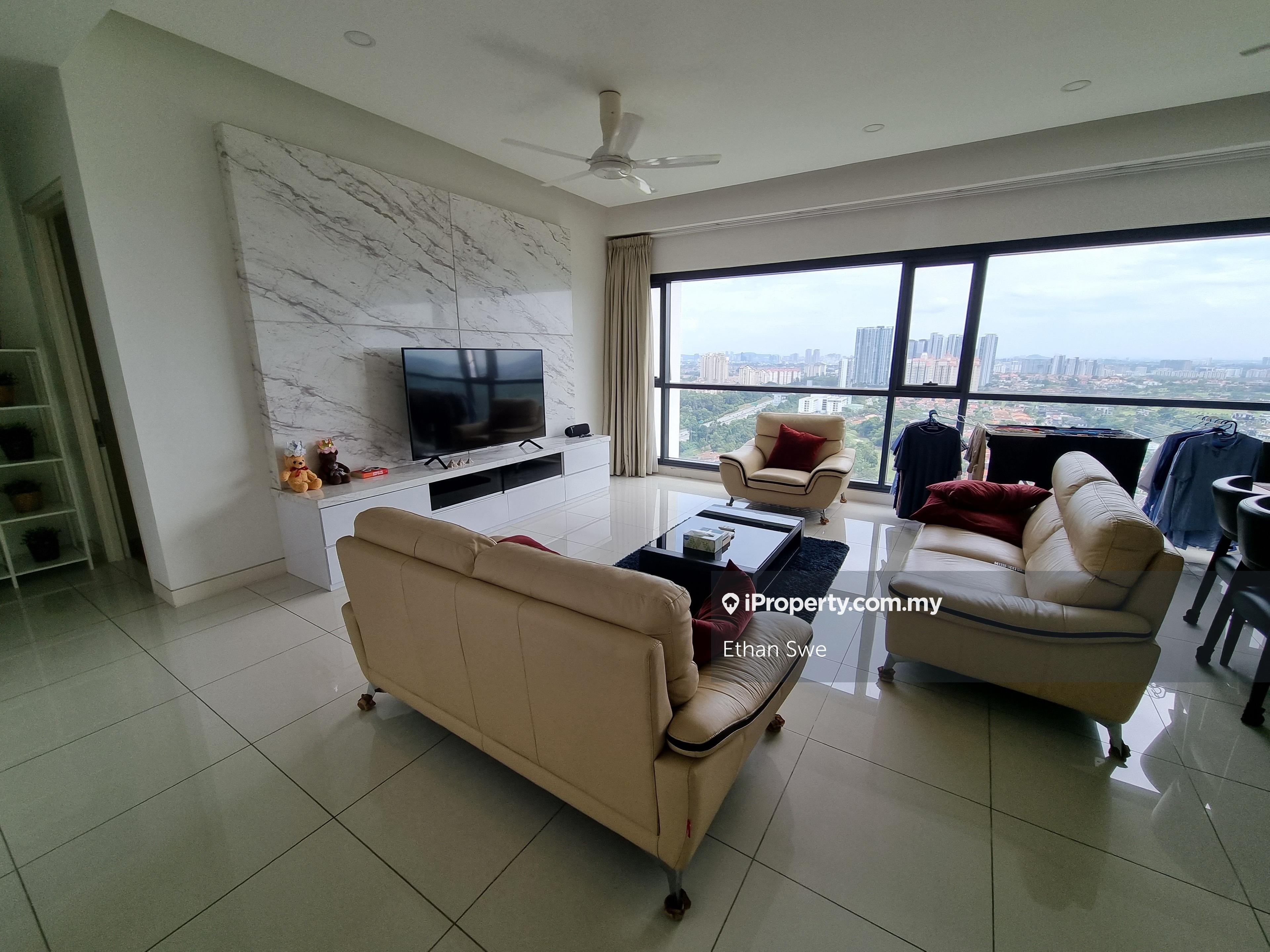 Premium Furnishing/Mid Floor/3 car parks/Golf View/Renovated Best Deal