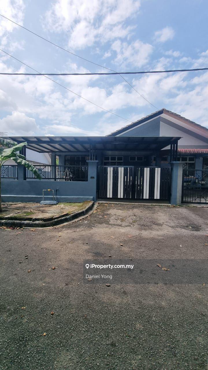 Taman Megah Ria Single Storey Semi D House 3bed Masai Johor