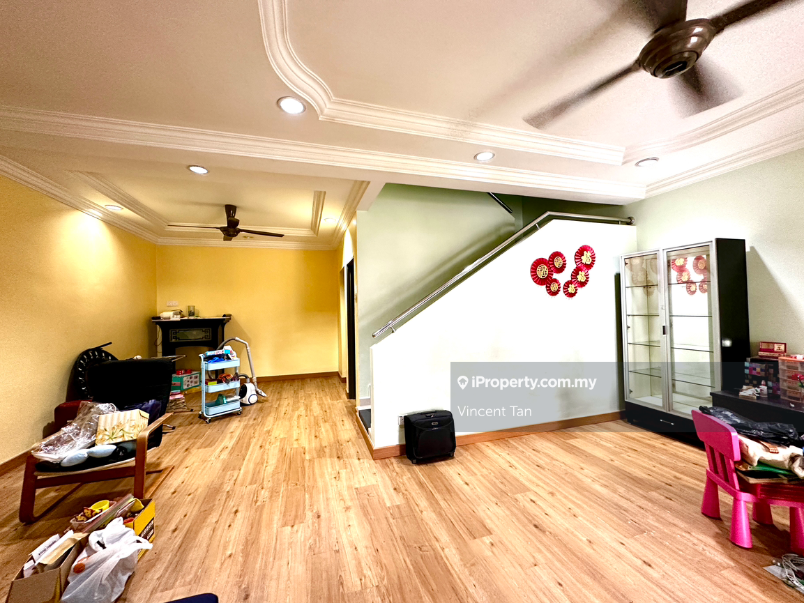 2 Storey Intermediate Linkhouse @ Bandar Sri Damansara