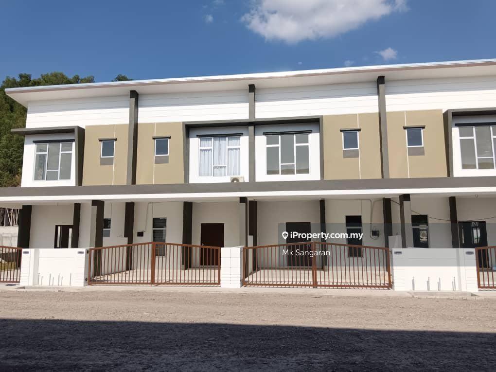 Rumah Teres Dua Tingkat di Alor Setar