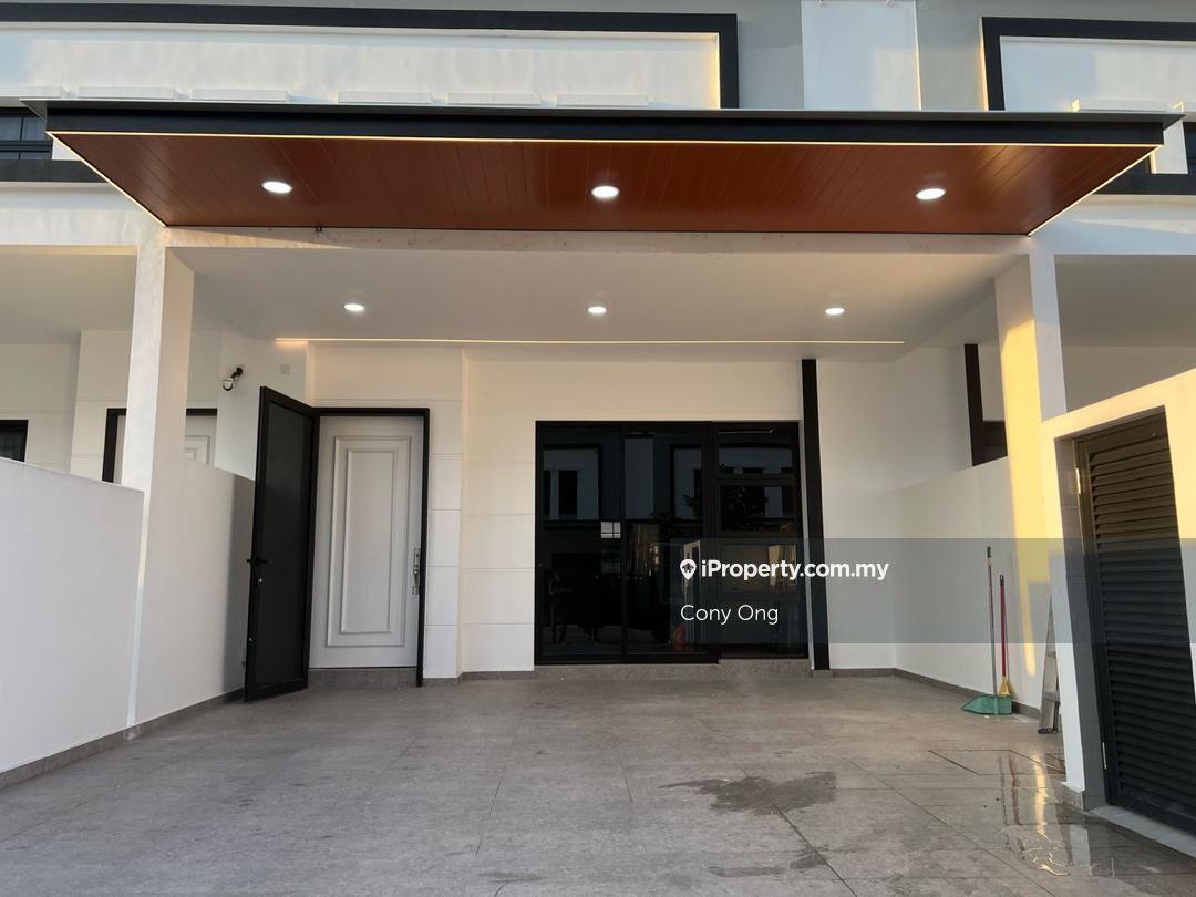 Eco botanic,The tate,double storey terrace house,90% renovated,20x70
