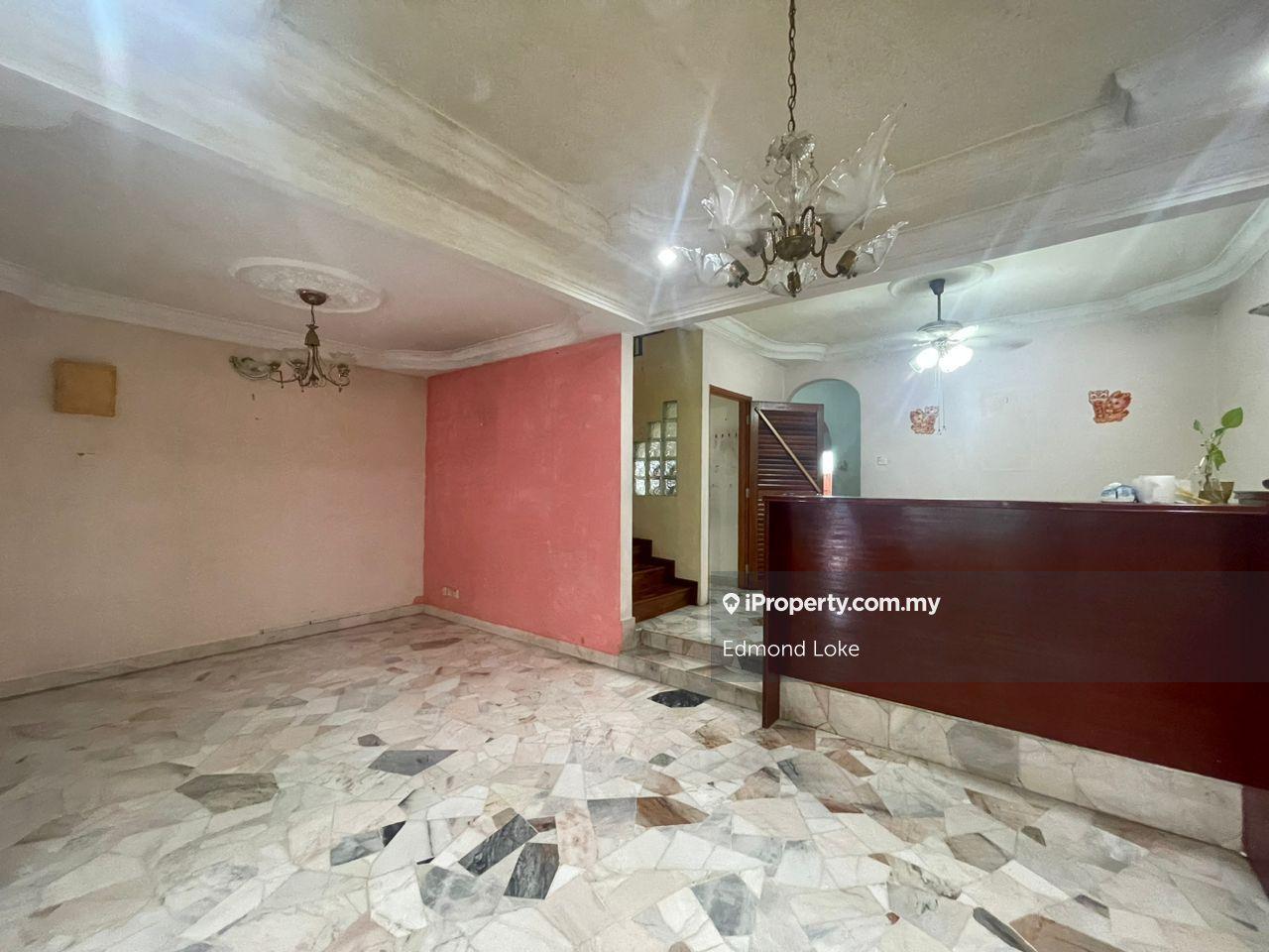 Taman Bukit Maluri , Good Location , Can Convert To Freehold
