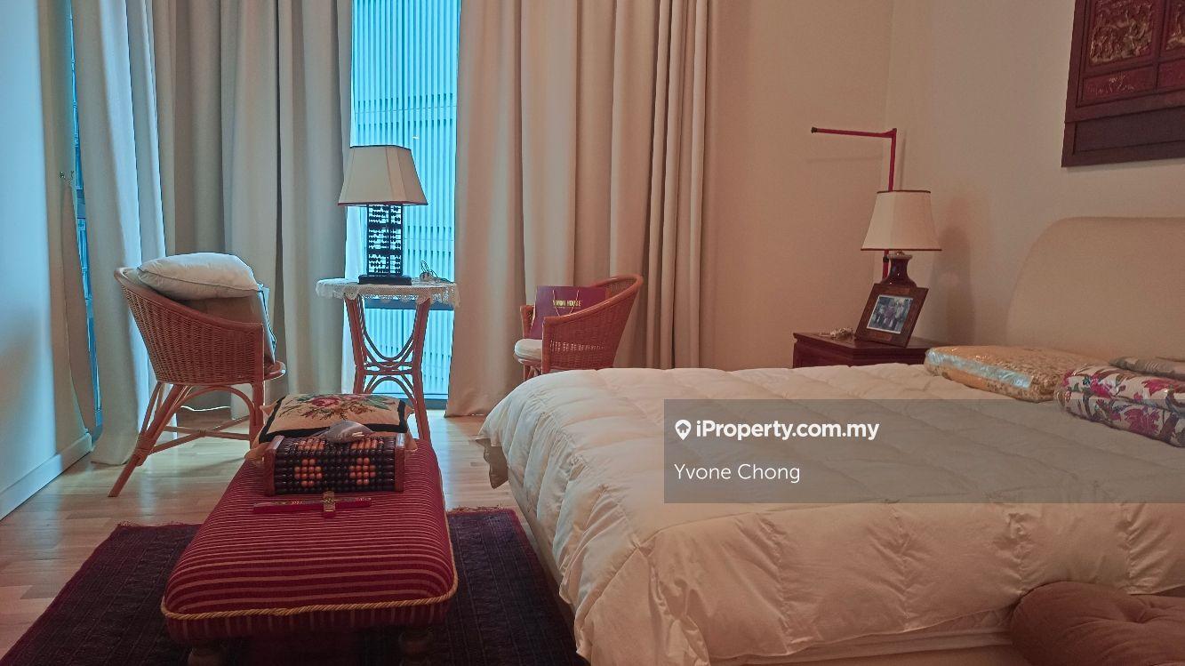 High floor at st mary for sale only