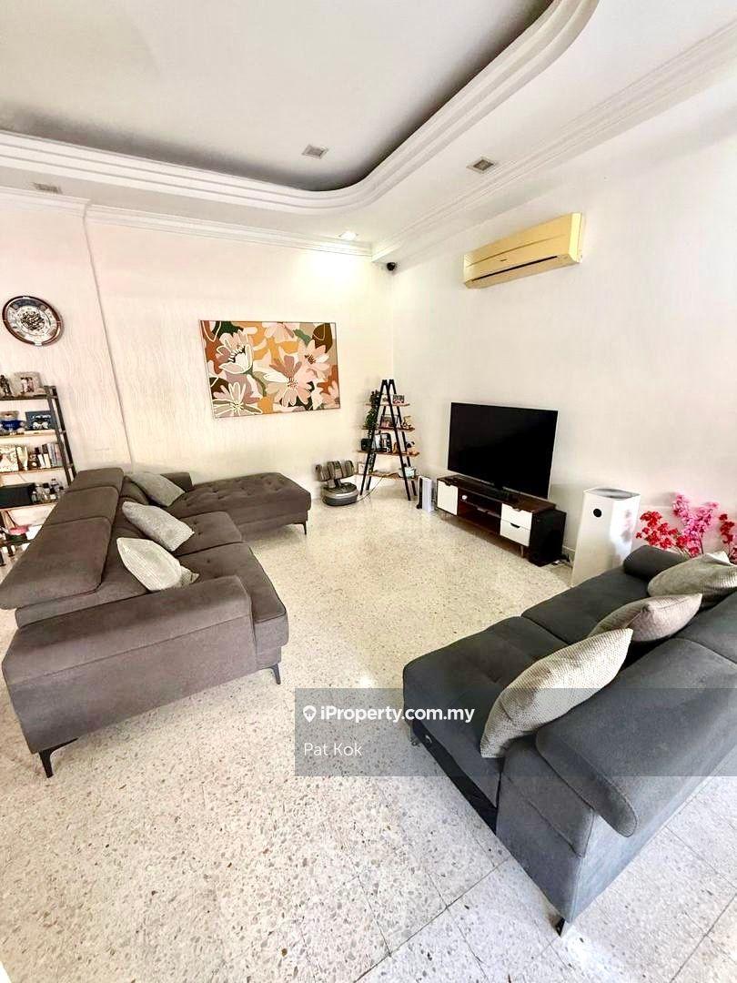 Renovated Cozy Home