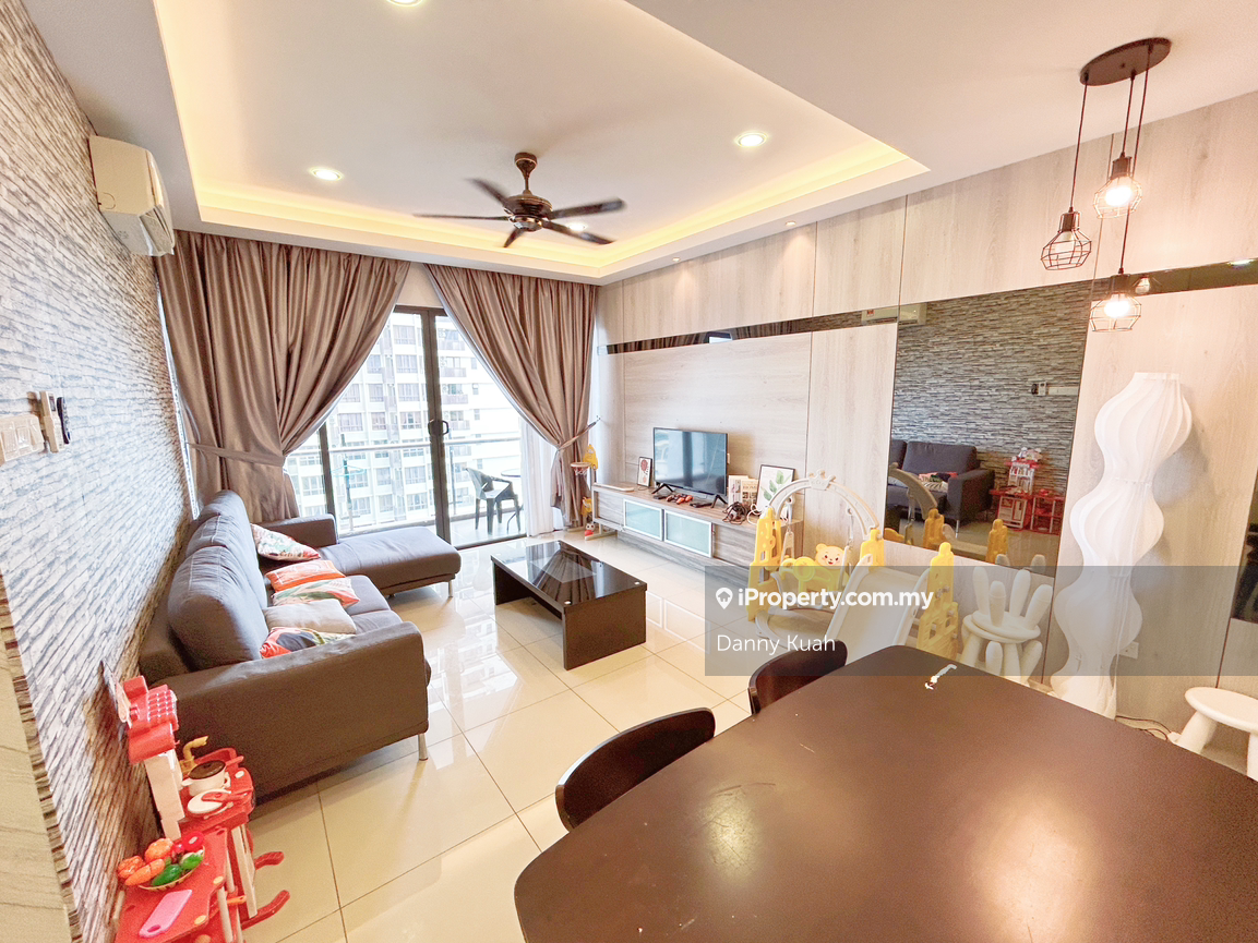 Renovated Deluxe Atlantis Residence Kota Melaka Admiral Parkland Bali