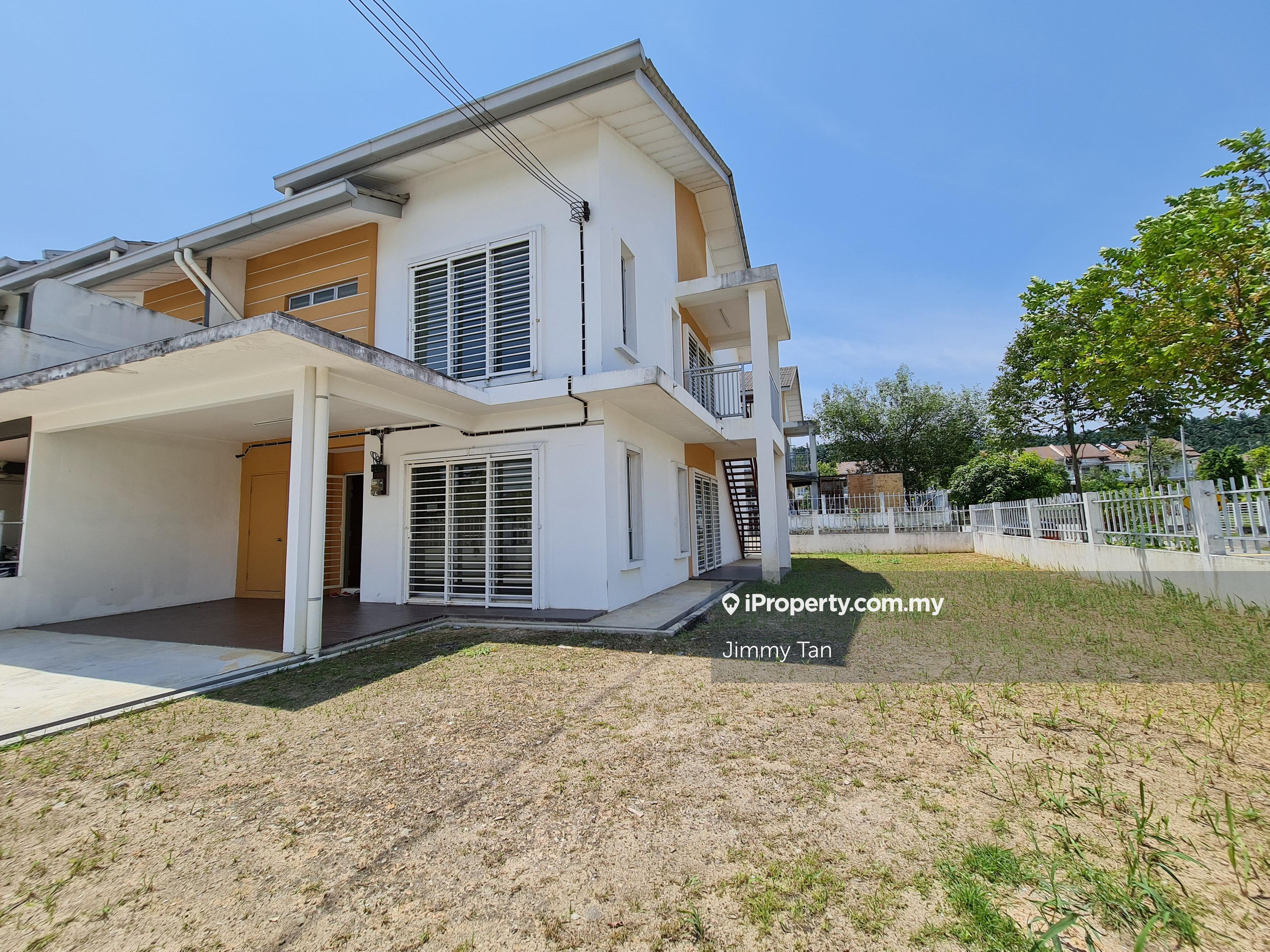 Terrace house for Sale
