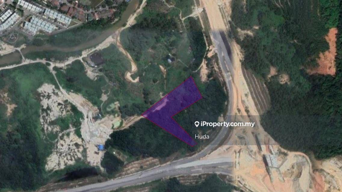 Tanah pertanian ada sungai di Nanding Hulu Langat untuk glamping