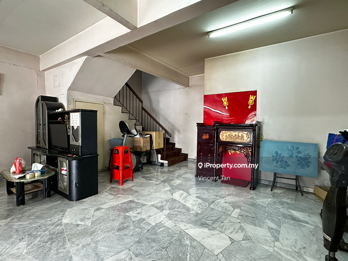 2 Storey Intermediate Terrace House @ Taman Indah Perdana