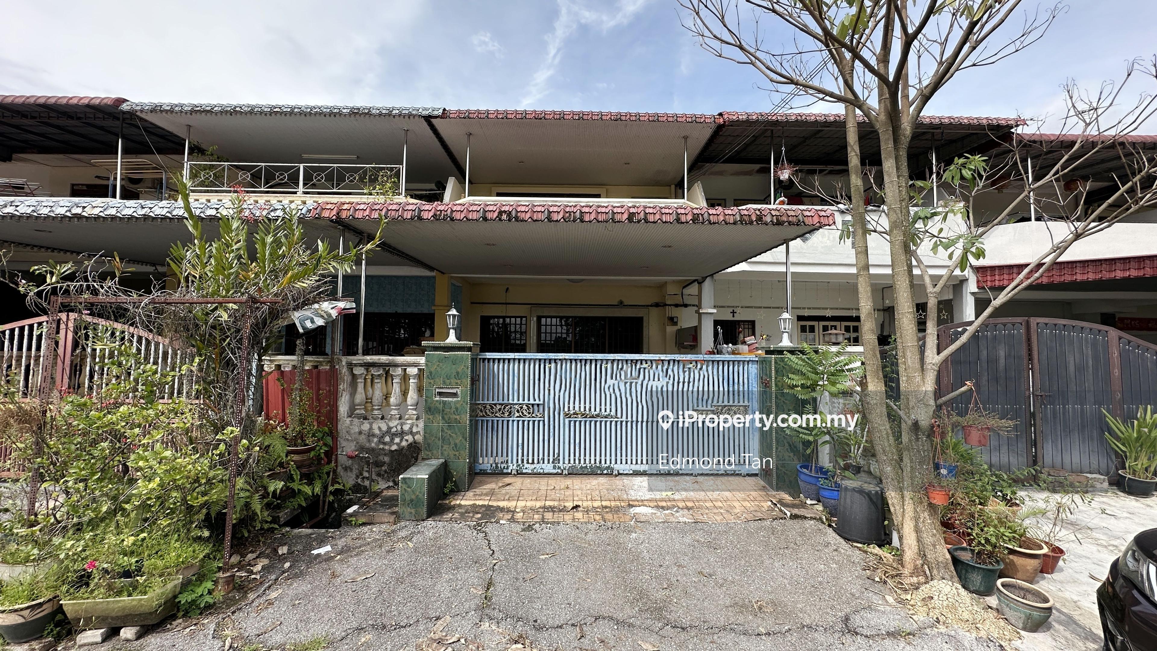 Tmn Mas Falim Well Renovated Double Storey House Ipoh Near Aeon Falim
