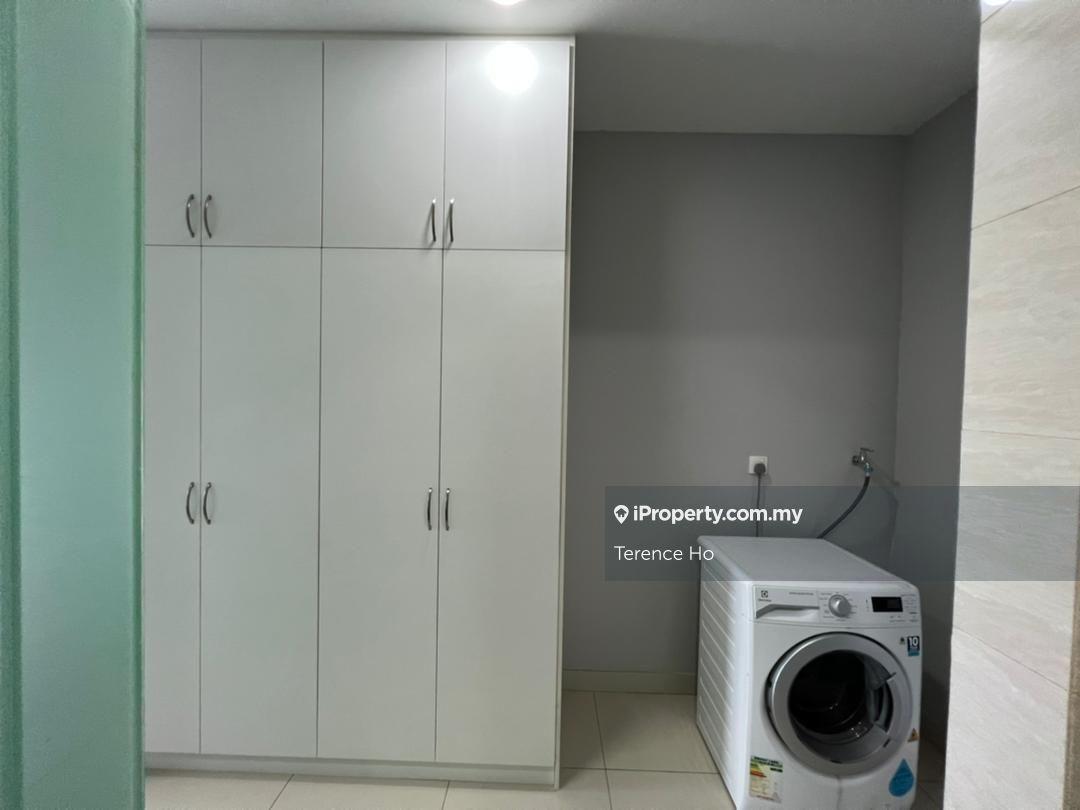 Serviced residence for rent beside mrt