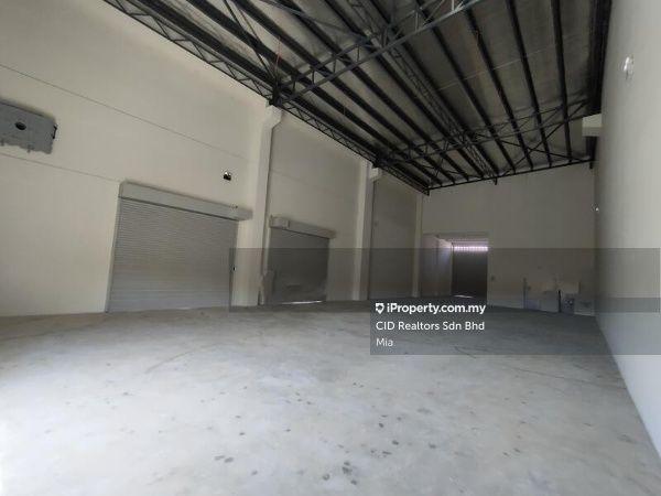2.5 Storey Semi-D Factory at Batu Kawan, 12500sf, 150amps