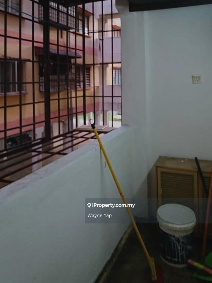 Gugusan Teratai Kota damansara Below Market Rm100k 100% Loan 1st floor
