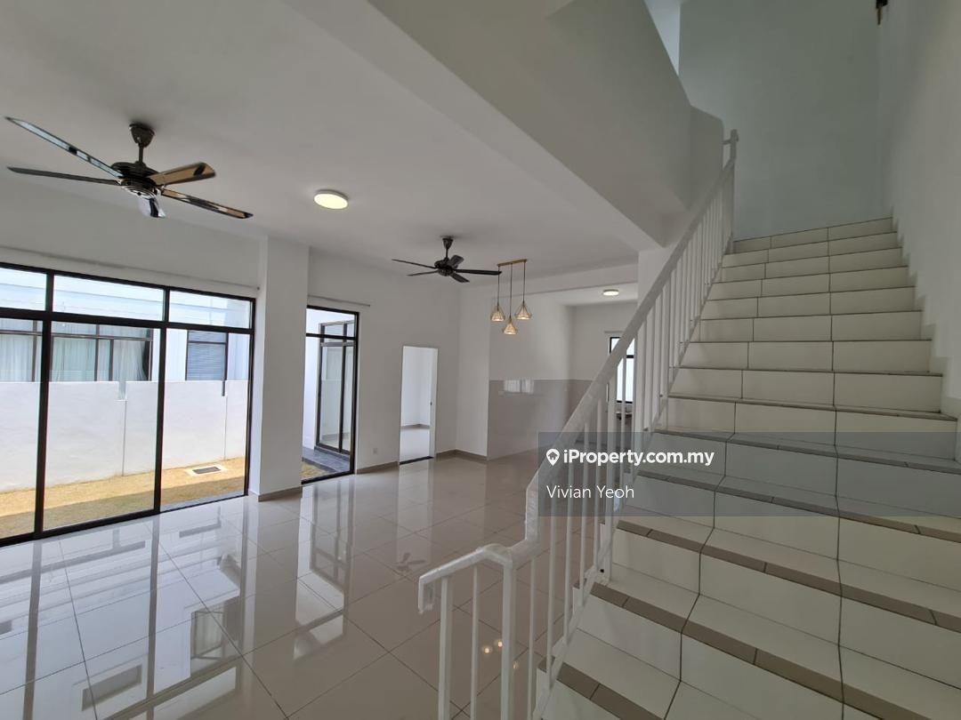 2 Storey Garden Home for Sale @ Avenham Garden, Bandar Puncak Alam