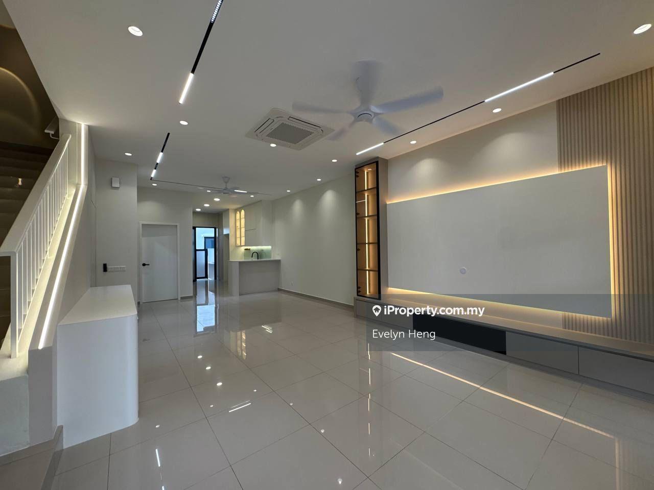 2 Storey Terrace House with Move in Condition and beautiful design