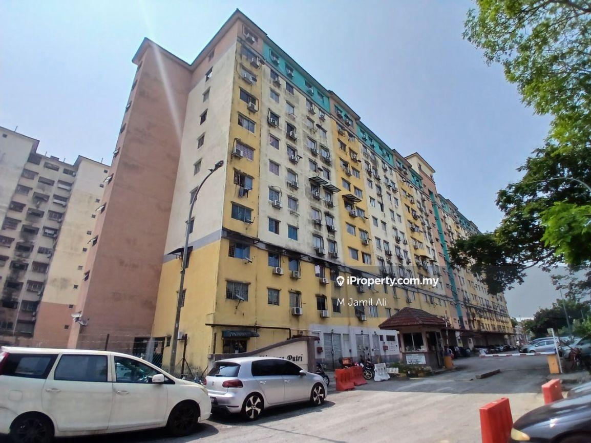 Kinrara Putri Apartment Puchong Selangor