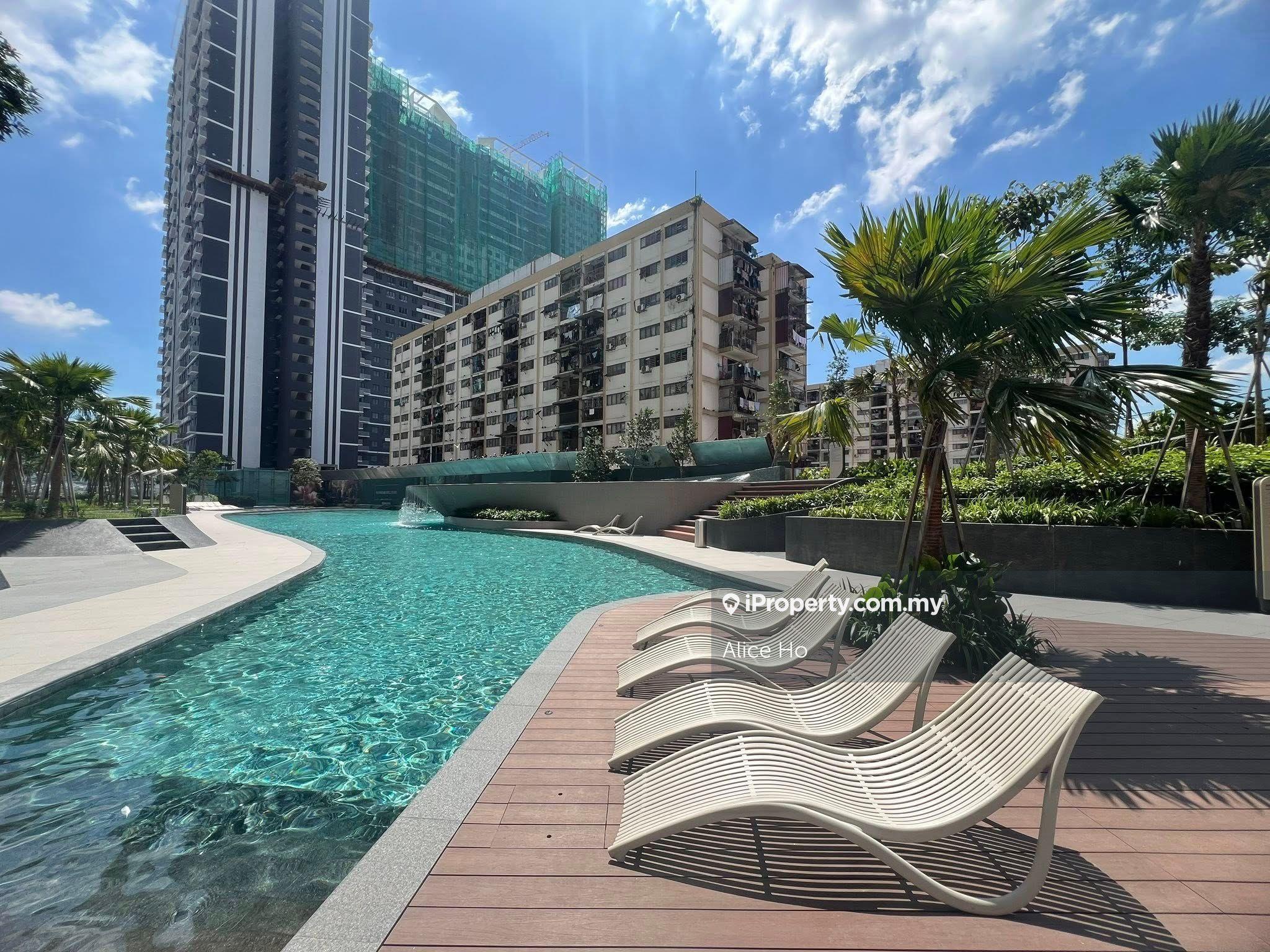 Walking distance to LRT Station, pet friendly condominium