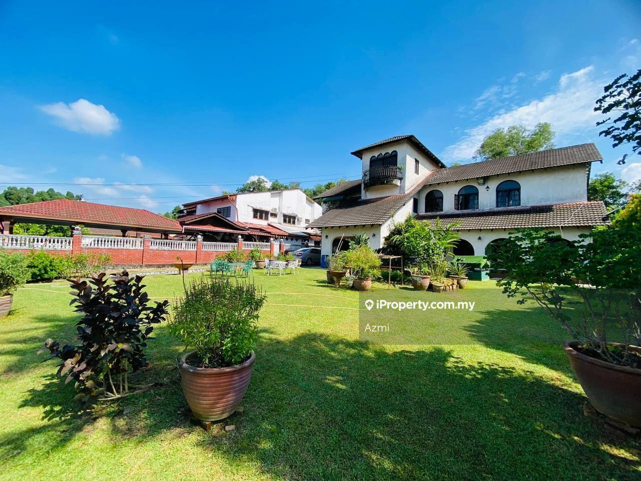 2.5 Storey Bungalow Seksyen 1, Bandar Baru Bangi